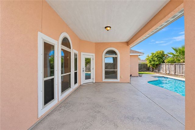 15825 Punta Espada, Corpus Christi, TX 78418