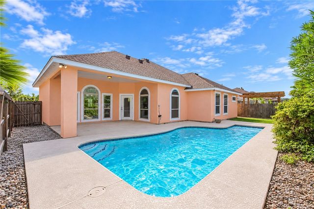 15825 Punta Espada, Corpus Christi, TX 78418