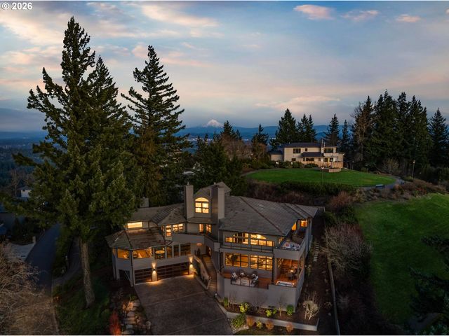72 NANSEN SUMMIT, Lake Oswego, OR 97035