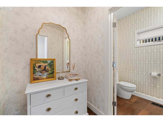 72 NANSEN SUMMIT, Lake Oswego, OR 97035