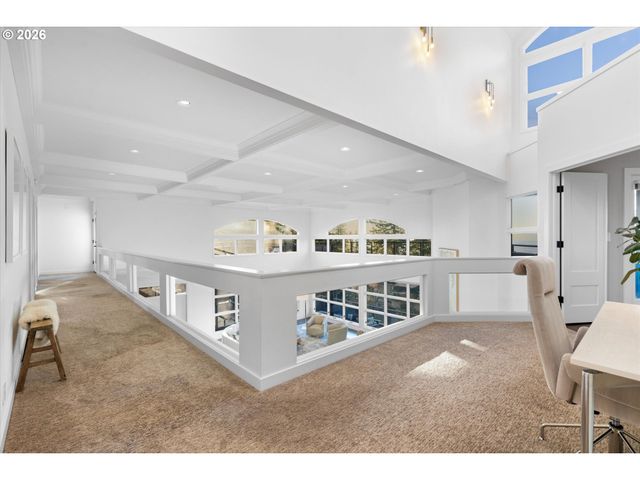 72 NANSEN SUMMIT, Lake Oswego, OR 97035