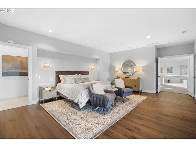 72 NANSEN SUMMIT, Lake Oswego, OR 97035