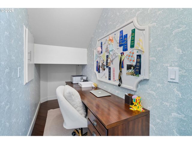 72 NANSEN SUMMIT, Lake Oswego, OR 97035