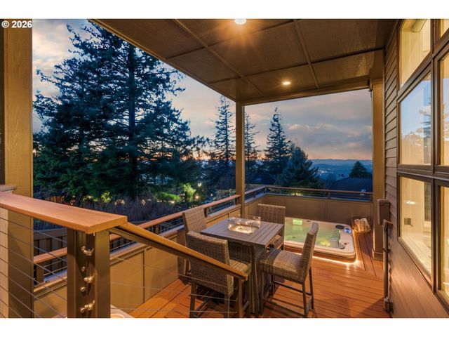 72 NANSEN SUMMIT, Lake Oswego, OR 97035