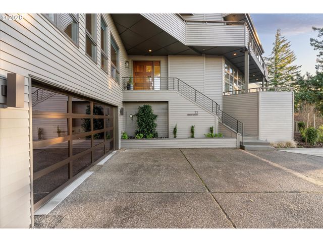 72 NANSEN SUMMIT, Lake Oswego, OR 97035