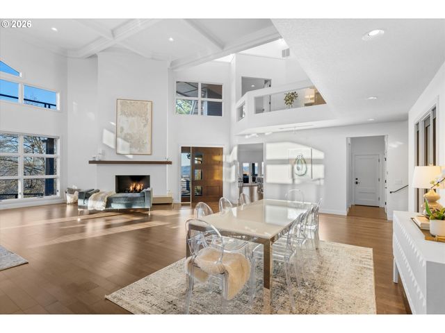 72 NANSEN SUMMIT, Lake Oswego, OR 97035