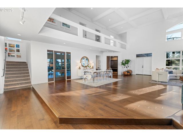 72 NANSEN SUMMIT, Lake Oswego, OR 97035