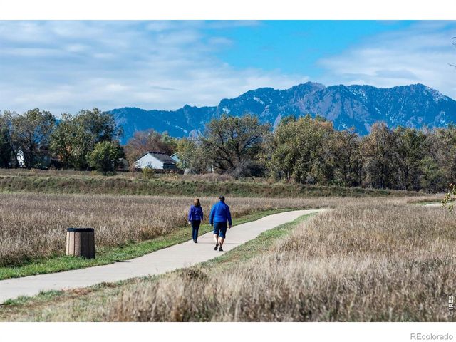 480 Catalpa Court, Louisville, CO 80027