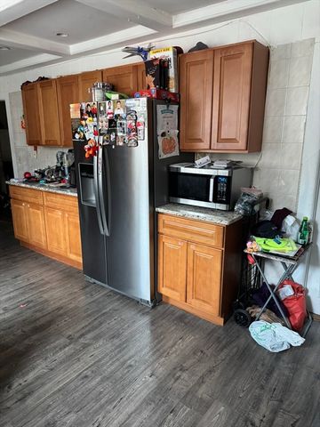 79 Grove, Chelsea, MA 02150