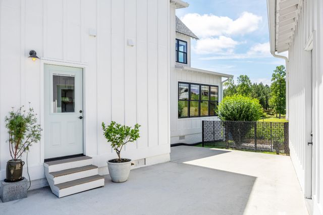 182 Little Owl Lane, Jasper, TN 37347