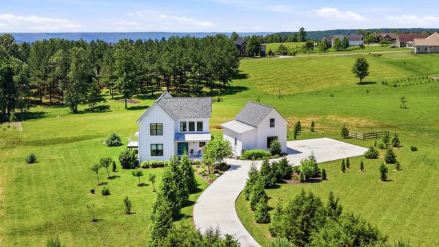 182 Little Owl Lane, Jasper, TN 37347