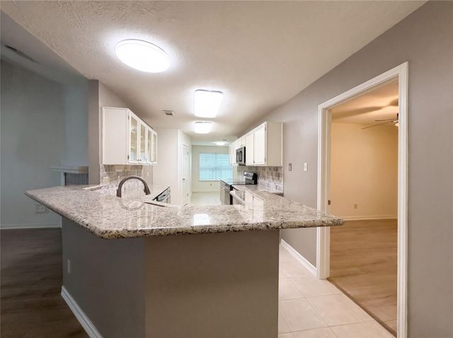 4939 Shady Oaks Lane, Friendswood, TX 77546