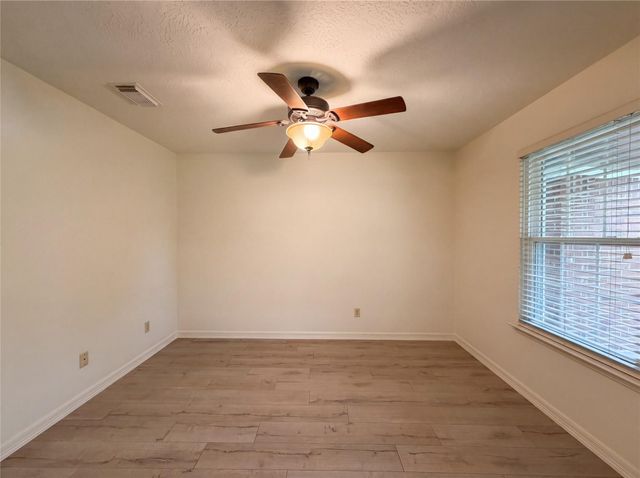 4939 Shady Oaks Lane, Friendswood, TX 77546