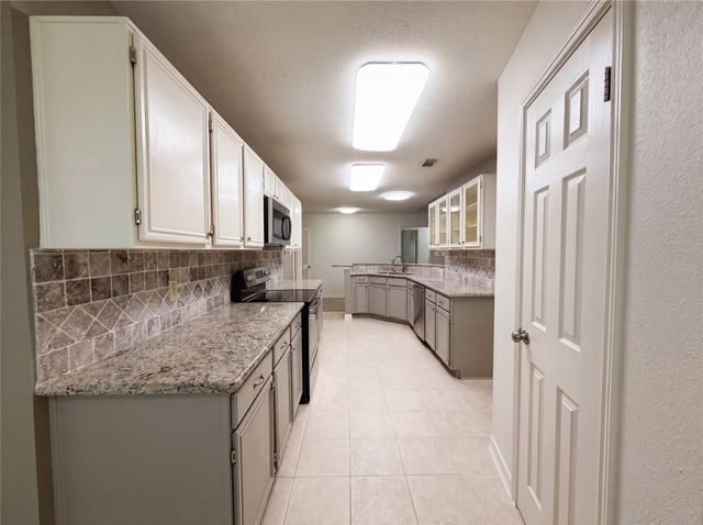 4939 Shady Oaks Lane, Friendswood, TX 77546