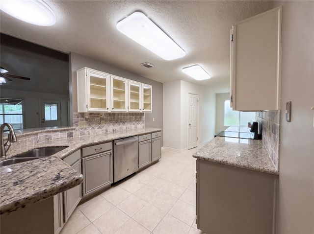 4939 Shady Oaks Lane, Friendswood, TX 77546