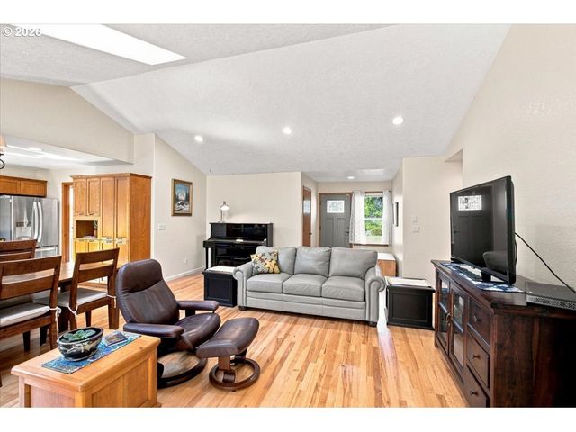 7650 Nw MOUNTAIN VIEW Dr, Corvallis, OR 97330