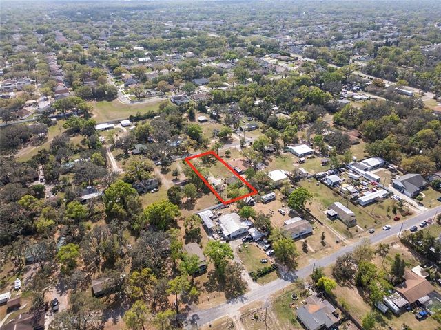 4020 AMBER ROAD, Valrico, FL 33594