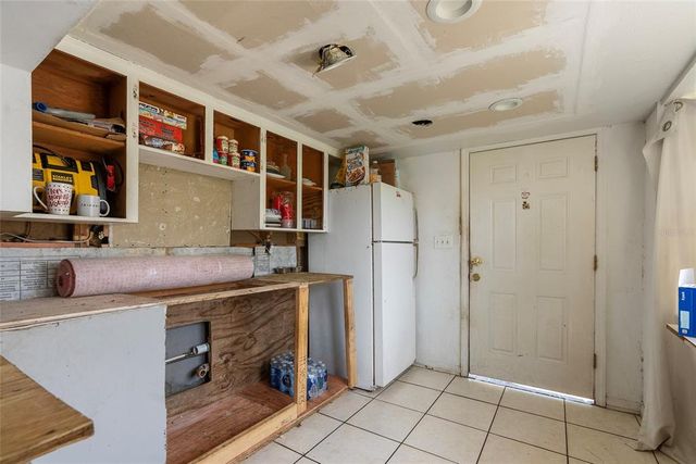 4020 AMBER ROAD, Valrico, FL 33594
