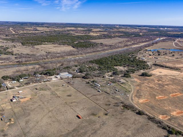 41106 Mitchell bend Court, Granbury, TX 76048