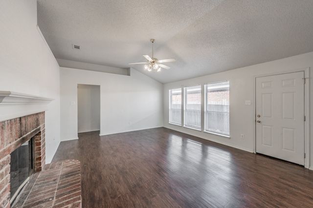 6501 Riverwater Trail, Fort Worth, TX 76179