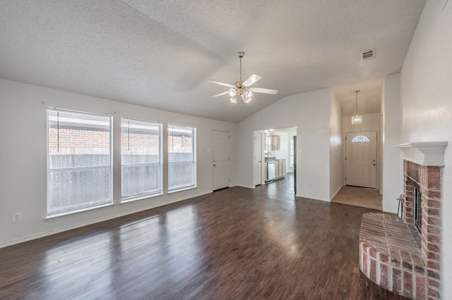 6501 Riverwater Trail, Fort Worth, TX 76179