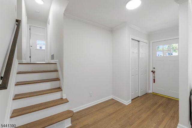 33 Larchmont Rd, Edison Twp., NJ 08837