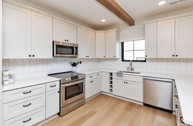 14150 Wilden Drive, Urbandale, IA 50323