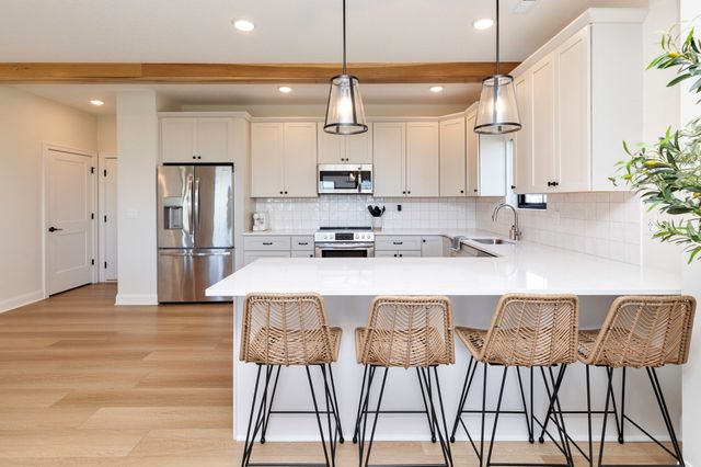 14150 Wilden Drive, Urbandale, IA 50323