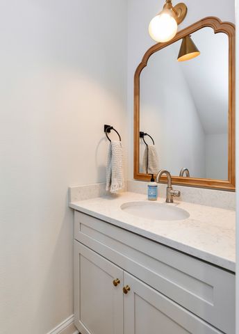 14150 Wilden Drive, Urbandale, IA 50323