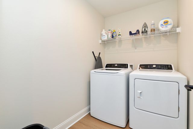 14150 Wilden Drive, Urbandale, IA 50323