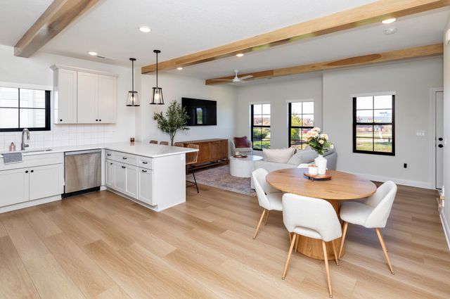 14150 Wilden Drive, Urbandale, IA 50323