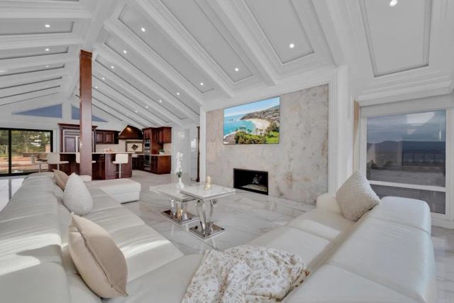 1426 Hidden Mesa View Drive, El Cajon, CA 92019
