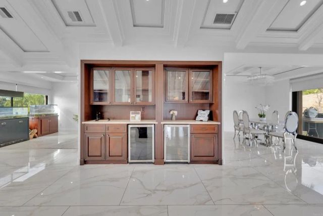 1426 Hidden Mesa View Drive, El Cajon, CA 92019