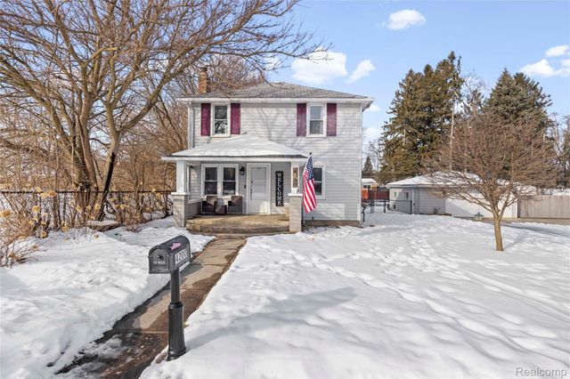 4200 Lanco Court, Waterford Charter Township, MI 48329