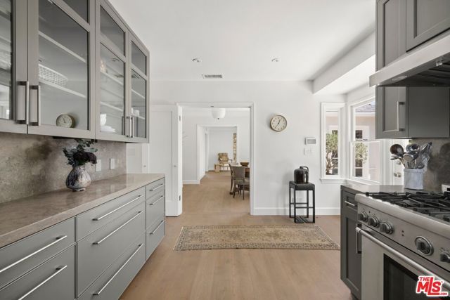 1706 Comstock Avenue, Los Angeles, CA 90024