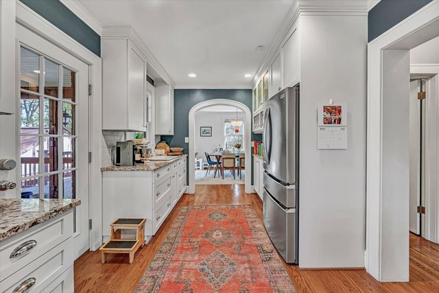 3207 White Oak RD, Roanoke, VA 24014