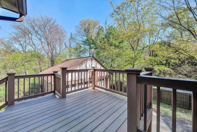 3207 White Oak RD, Roanoke, VA 24014