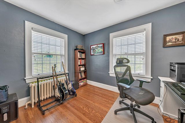 3207 White Oak RD, Roanoke, VA 24014