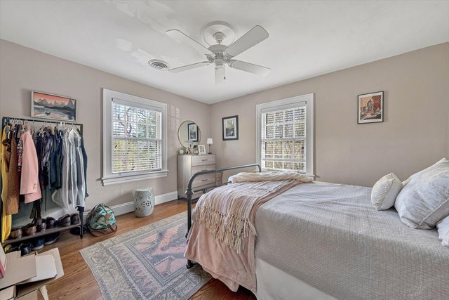 3207 White Oak RD, Roanoke, VA 24014