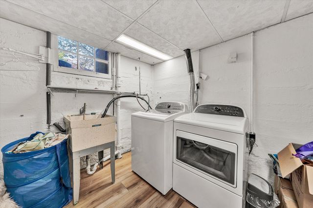 3207 White Oak RD, Roanoke, VA 24014