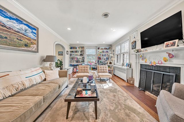 3207 White Oak RD, Roanoke, VA 24014