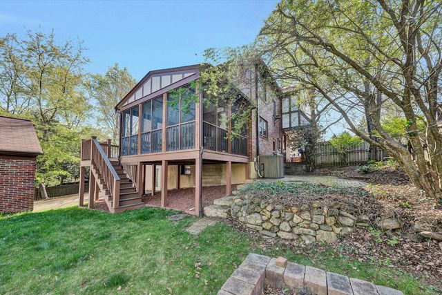 3207 White Oak RD, Roanoke, VA 24014