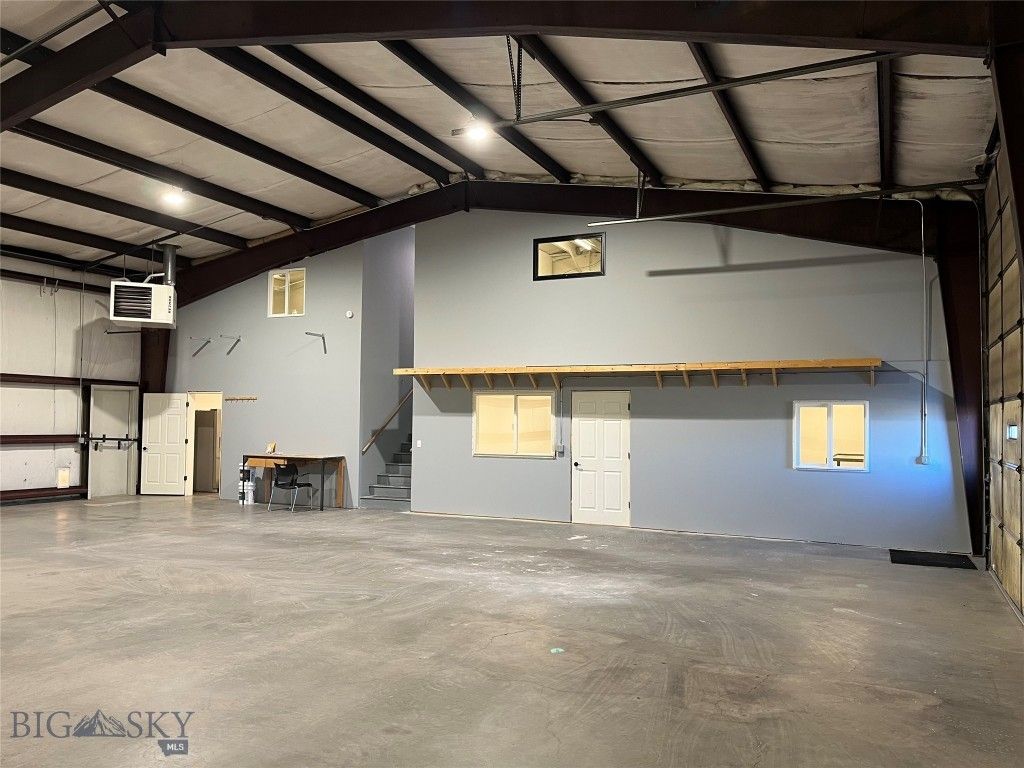 228 Companion Way A, Belgrade, MT 59714 photo 2