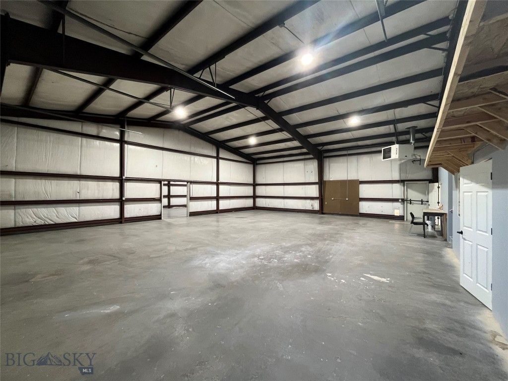 228 Companion Way A, Belgrade, MT 59714 photo 3