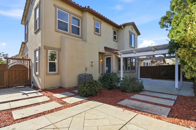 237 237 W Moraga St, Mountain House, CA 95391