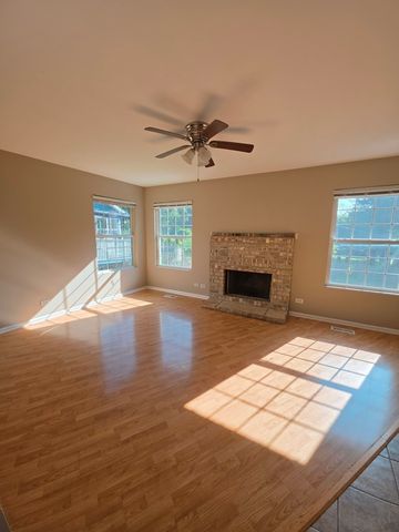 159 Wildwood Road, Algonquin, IL 60102