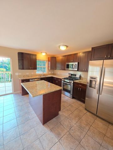 159 Wildwood Road, Algonquin, IL 60102