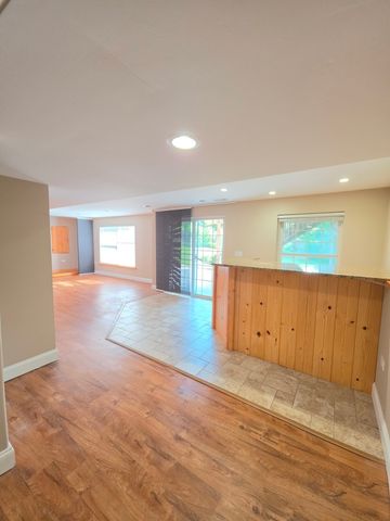 159 Wildwood Road, Algonquin, IL 60102