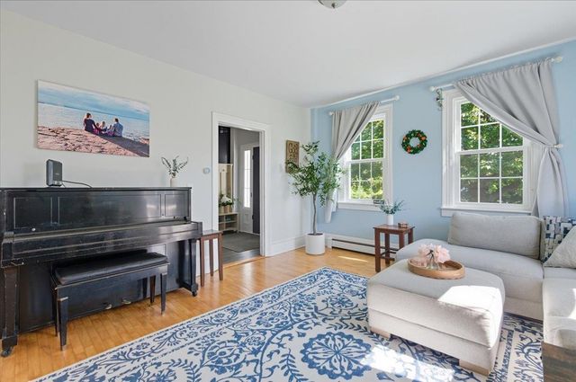 251 Shunpike Road, South Burlington, VT 05403