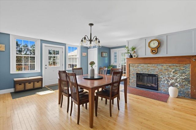 251 Shunpike Road, South Burlington, VT 05403